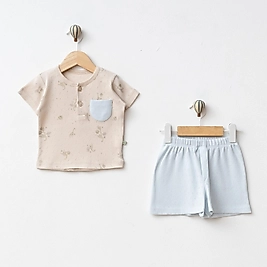 DİNAZOR DESEN DELİKLİ ŞORTLU TAKIM